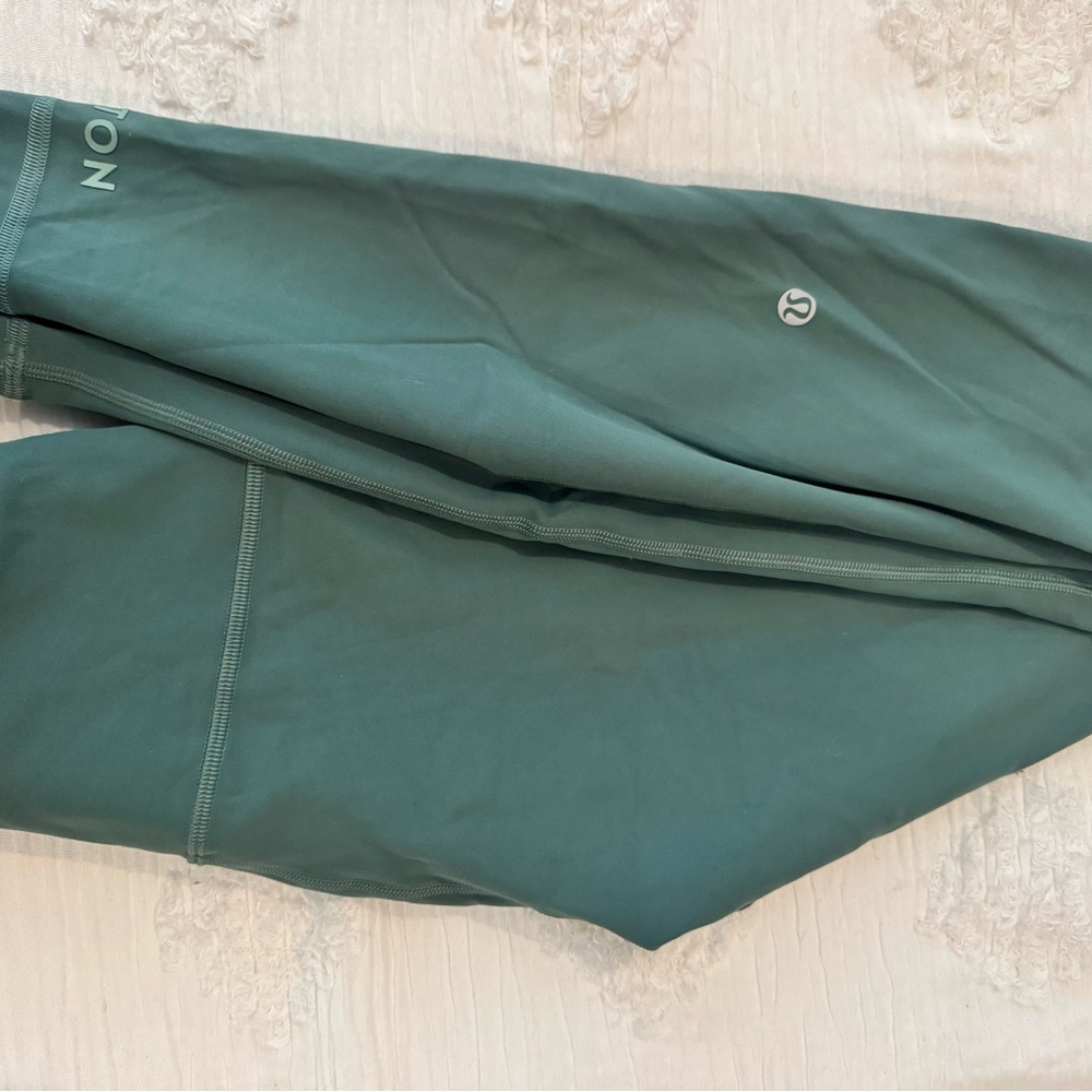 Lululemon/ Peloton Green Wunder Train Leggings